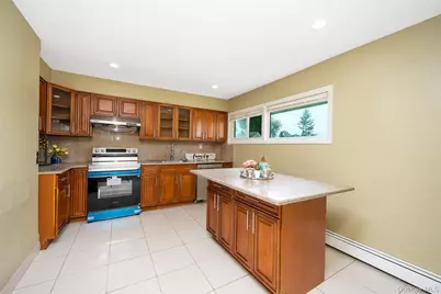 201 Sprucewood Drive, Levittown, NY 11756 - Photo 13