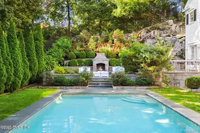 26 Round Hill Road, Greenwich, CT 06830 - Photo 3