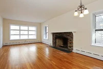 7 Saxon Woods Road, White Plains, NY 10605 - Photo 3