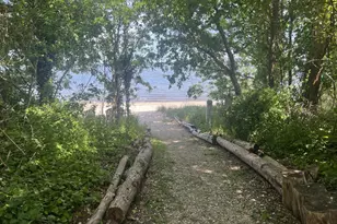 81 Beach Rd, Aquebogue, NY 11901 - Photo 45