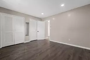 434 N Alleghany Ave, Lindenhurst, NY 11757 - Photo 9