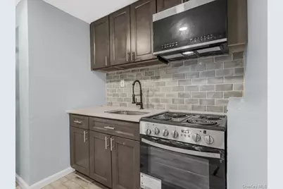 434 N Alleghany Avenue, Lindenhurst, NY 11757 - Photo 11