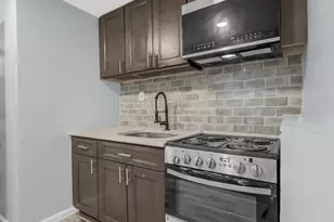 434 N Alleghany Ave, Lindenhurst, NY 11757 - Photo 11