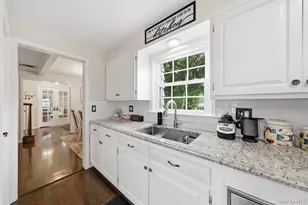 10 Tanyard Ln, Huntington, NY 11743 - Photo 25