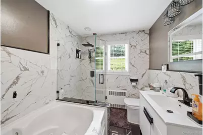 10 Tanyard Lane, Huntington, NY 11743 - Photo 33