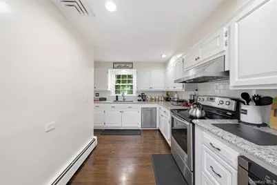 10 Tanyard Lane, Huntington, NY 11743 - Photo 25