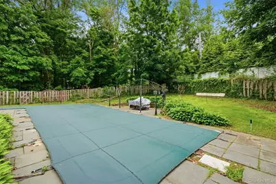 10 Tanyard Lane, Huntington, NY 11743 - Photo 11