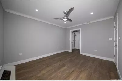 1100 Avalon Street #S1412, Glen Cove, NY 11542 - Photo 7