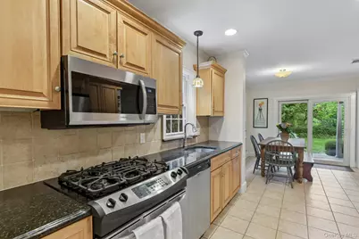 6 Pine Place, Greenlawn, NY 11740 - Photo 13
