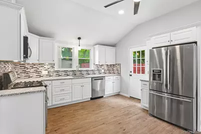 194 Smith Street, Poughkeepsie, NY 12601 - Photo 11