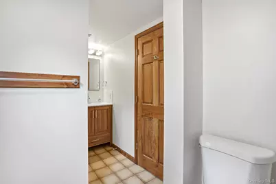 194 Smith Street, Poughkeepsie, NY 12601 - Photo 15