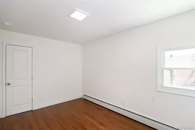 37 Lancaster Place, Hempstead, NY 11550 - Photo 17
