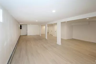 37 Lancaster Place, Hempstead, NY 11550 - Photo 25