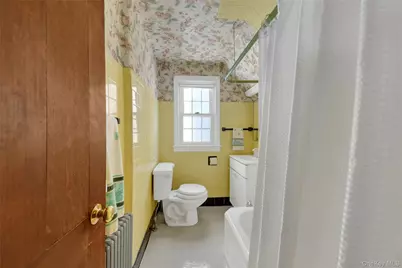 136 Midland Avenue, Yonkers, NY 10705 - Photo 31