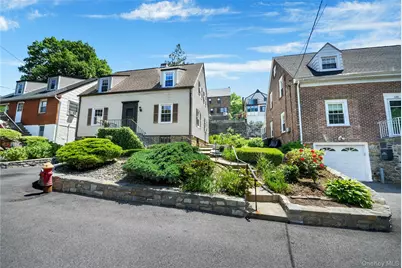 136 Midland Avenue, Yonkers, NY 10705 - Photo 3