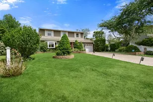 48 Lawrence Ave, Holbrook, NY 11741 - Photo 3