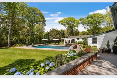 91 E Tiana Road, Hampton Bays, NY 11946 - Photo 37
