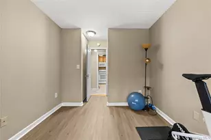 300 High Point Dr, Hartsdale, NY 10530 - Photo 17