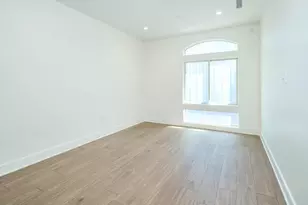 24 Lumber Rd, Roslyn, NY 11576 - Photo 15