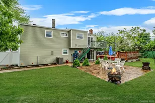 17 Liberty Ave, Selden, NY 11784 - Photo 37