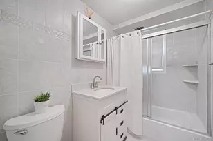 17 Liberty Ave, Selden, NY 11784 - Photo 19