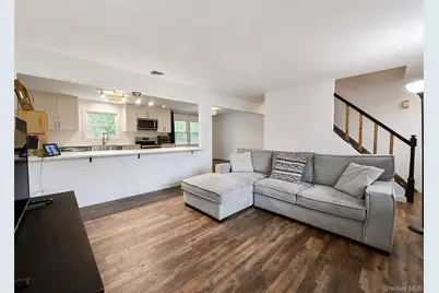 89 Lincoln Avenue, Mastic Beach, NY 11951 - Photo 3