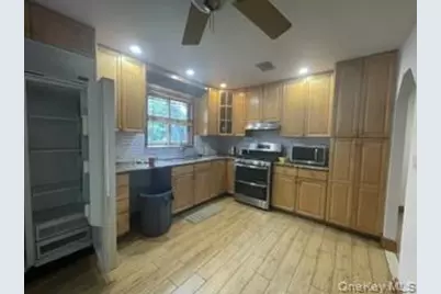 107 Hayward Street, Yonkers, NY 10704 - Photo 7