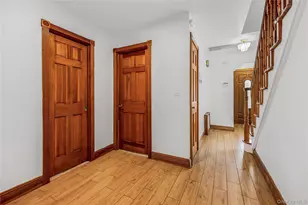107 Hayward St, Yonkers, NY 10704 - Photo 9