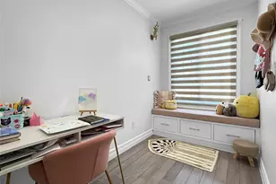 99-31 213th St, Queens Village, NY 11429 - Photo 15