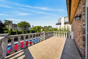 162-25 Cryders Ln, Whitestone, NY 11357 - Photo 31