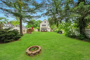 75 Elm Ave, Smithtown, NY 11787 - Photo 37