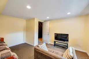 75 Elm Ave, Smithtown, NY 11787 - Photo 29