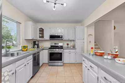 351 London Road, Yorktown Heights, NY 10598 - Photo 11