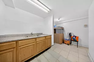 76-14 69th Rd, Middle Village, NY 11379 - Photo 23
