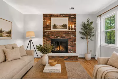 9 Karen Court, Rock Tavern, NY 12575 - Photo 5