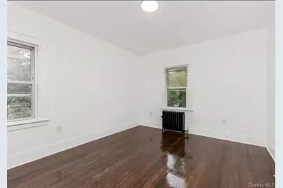 106 Hillside Avenue, Mount Vernon, NY 10553 - Photo 5