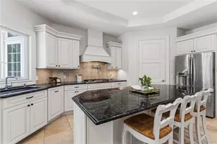 1960 Midlane S, Syosset, NY 11791 - Photo 15