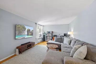 625 Gramatan Avenue #5O, Mount Vernon, NY 10552 - Photo 5