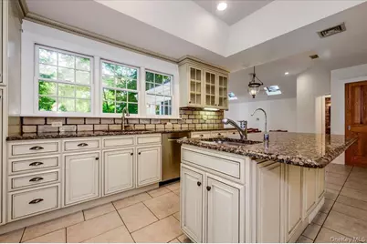 4 Lower Drive, Huntington, NY 11743 - Photo 9