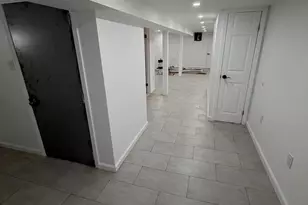 104-31 113th St, Richmond Hill, NY 11419 - Photo 11