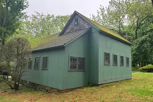 454 Main St, Center Moriches, NY 11934 - Photo 9