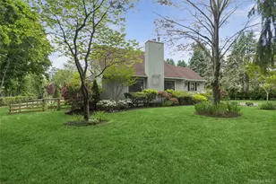 7 Eileen Cir, Jamesport, NY 11947 - Photo 15