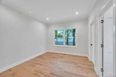 124 North Drive, Massapequa, NY 11758 - Photo 15