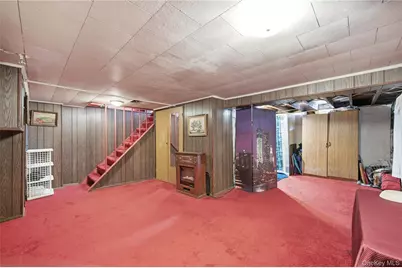 30 Greenvale Circle, White Plains, NY 10607 - Photo 17