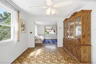 30 Greenvale Circle, White Plains, NY 10607 - Photo 9