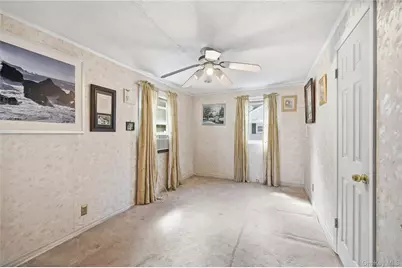 30 Greenvale Circle, White Plains, NY 10607 - Photo 11