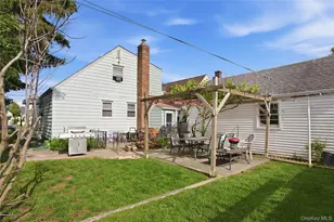 503 S 12th St, New Hyde Park, NY 11040 - Photo 13