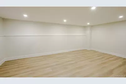 1011 Parkway Place, Peekskill, NY 10566 - Photo 15