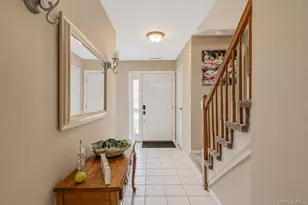 1405 Sara Cir, Port Jefferson, NY 11776 - Photo 3