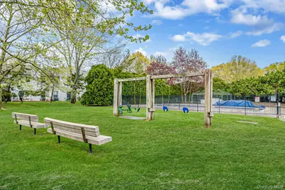 1405 Sara Circle, Port Jefferson, NY 11776 - Photo 29